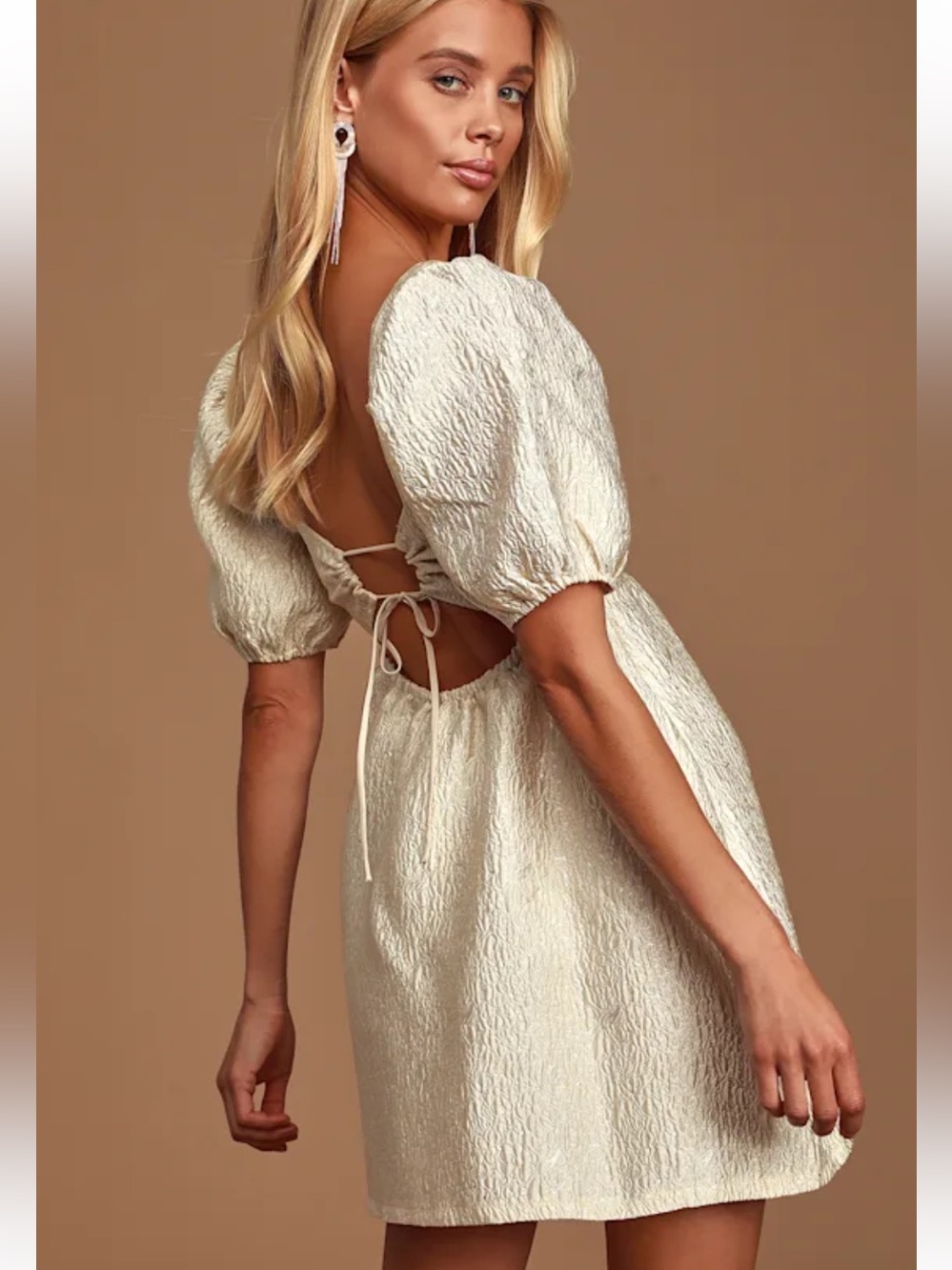 Lulus Jacquard Puff sleeves Baby Doll Dress Open-Back Mini Dress in Cream S